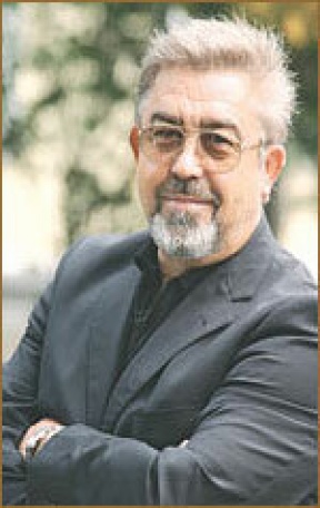 Александр Ефремов