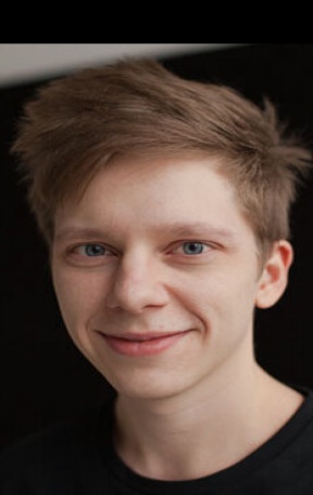 Артем Маркарьян