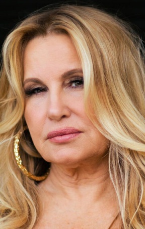 Дженнифер Кулидж