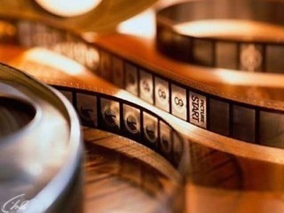 Два города — два мира