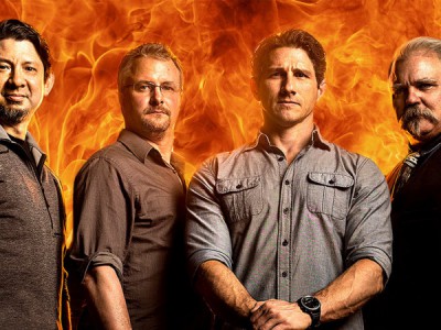 Между молотом и наковальней