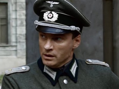 По лезвию бритвы