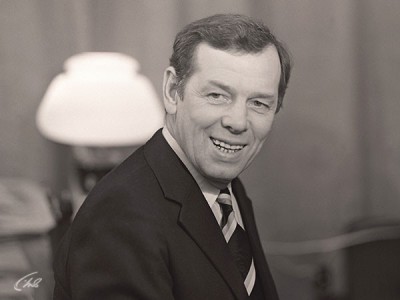 Георгий Жжёнов. Агент надежды