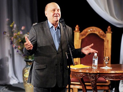 Владимир Меньшов. Один против всех