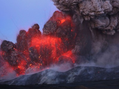 Отчаянные часы. Очевидцы и выжившие