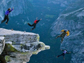 Бейсджампинг в диких фьордах
