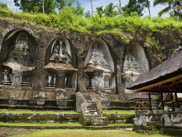 Пура Гунунг Кави, Индонезия