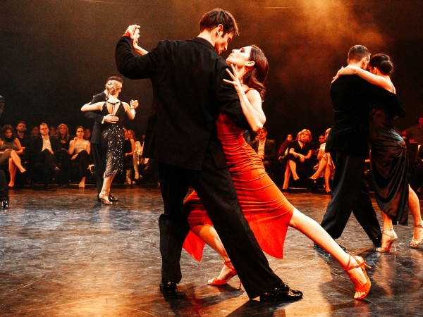 Танго на осколках