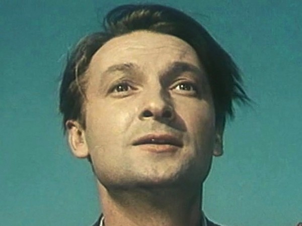 Она вас любит