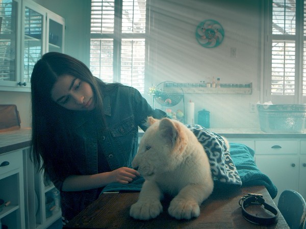 Лена и львенок (2)