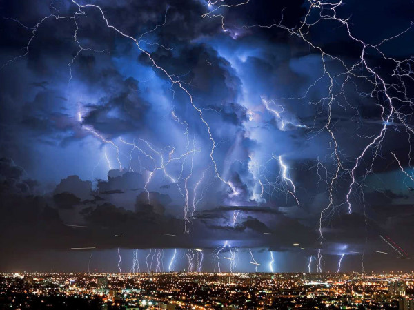 Необъяснимая Земля