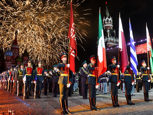 Спасская башня. Фестиваль военных оркестров на Красной Площади. Прямая трансляция