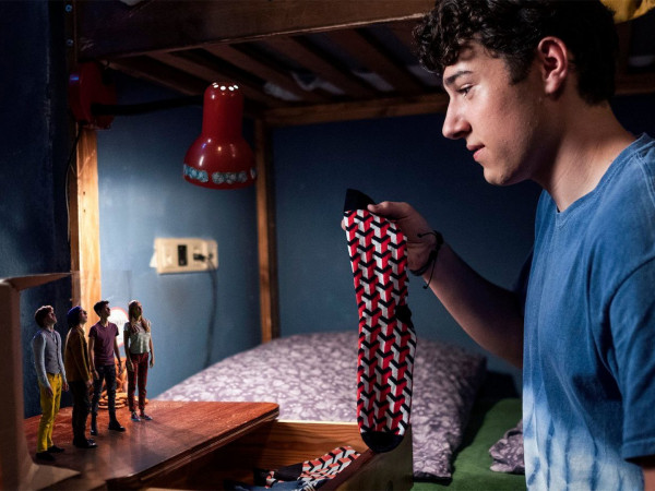 Помогите, я уменьшил своих друзей!