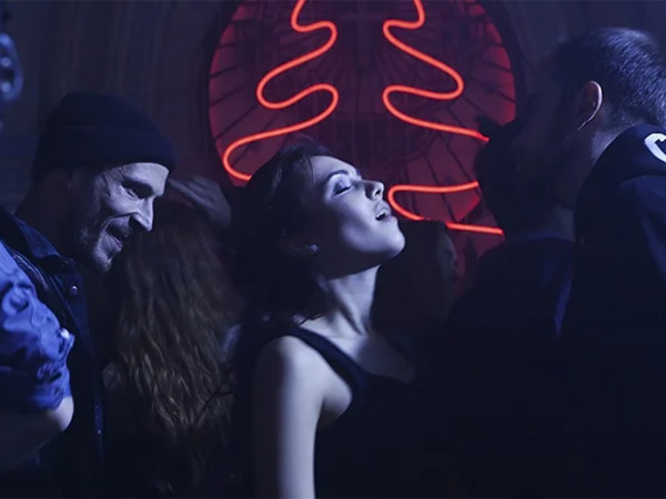 На острие (6)