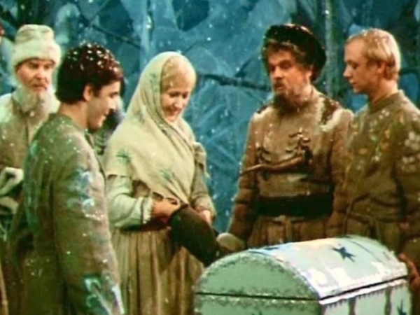 Двенадцать месяцев (2)