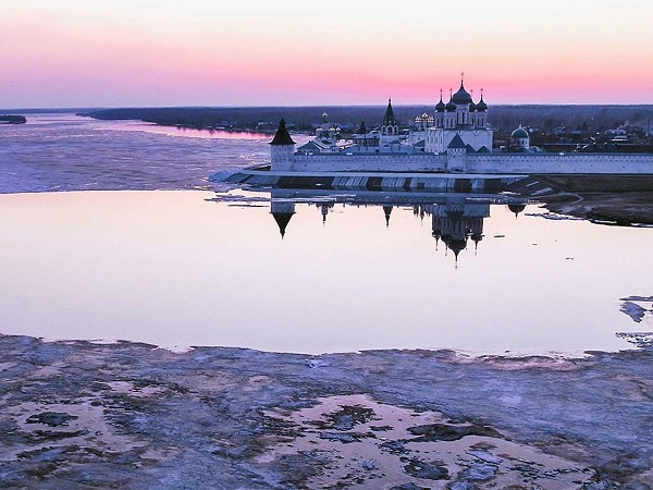 Россия от края до края. Премьера. Женщины Алтая
