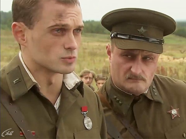 В сторону от войны