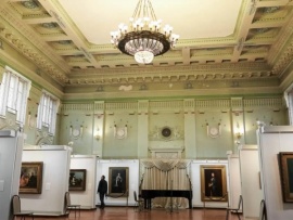 Премьера. Передвинем передвижников