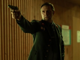 Премьера года. Противостояние