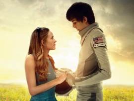 Космос между нами