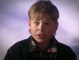 Можно, я буду звать тебя мамой?