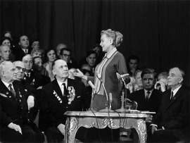 Екатерина Фурцева. Горло бредит бритвой