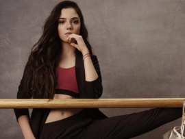 Премьера. Медведева против Медведевой