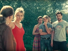 Восемь бусин на тонкой ниточке