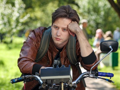 Принц на красном велосипеде