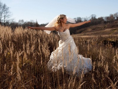 Белое платье