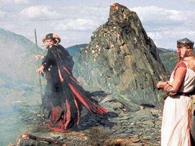 Монти Пайтон и Священный Грааль (2)