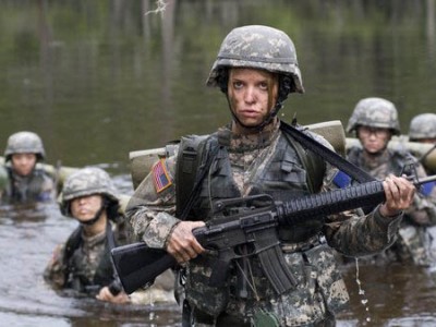 Кинозвезда в погонах