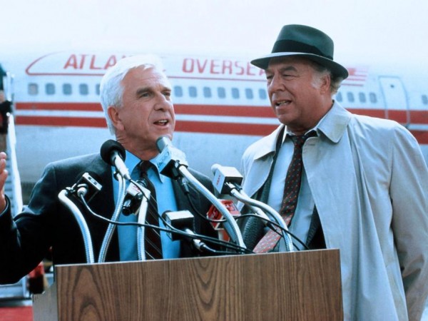 Голый пистолет (5)