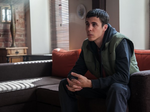 Тень за спиной (6)