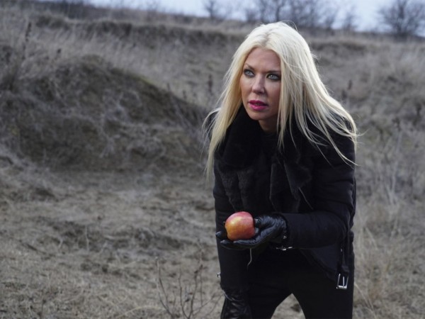 Последний акулий торнадо: Как раз вовремя (2)