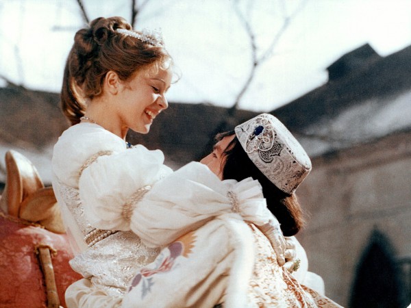 Три орешка для Золушки (5)