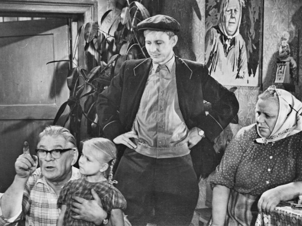 Полустанок (2)