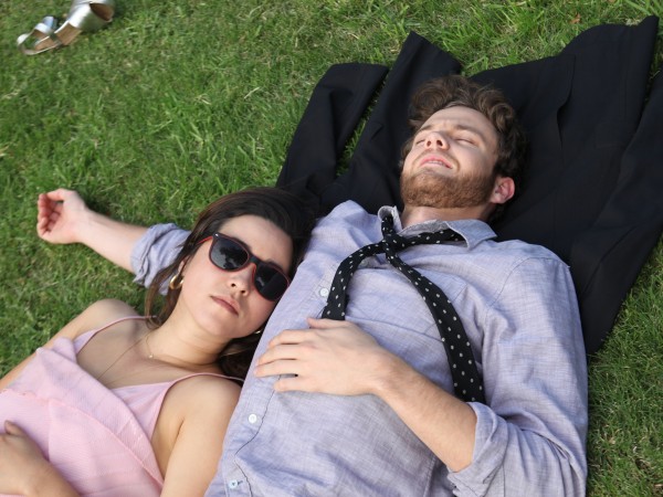 Плюс один (2)