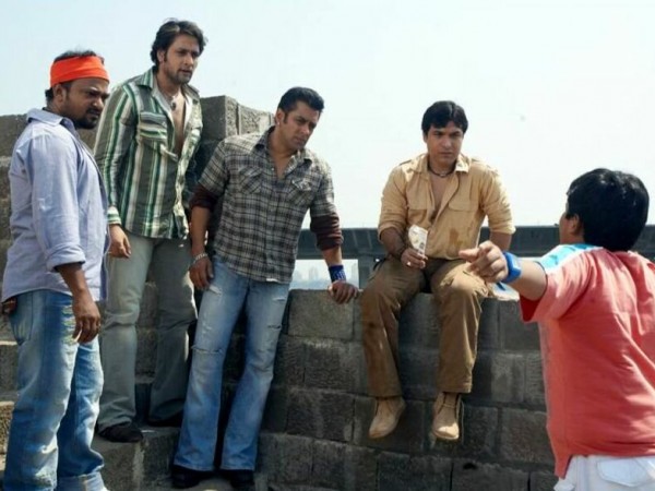 Особо опасен (4)