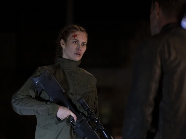 Резидент (2)