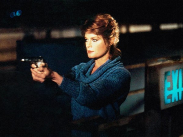 Чужие среди нас (2)