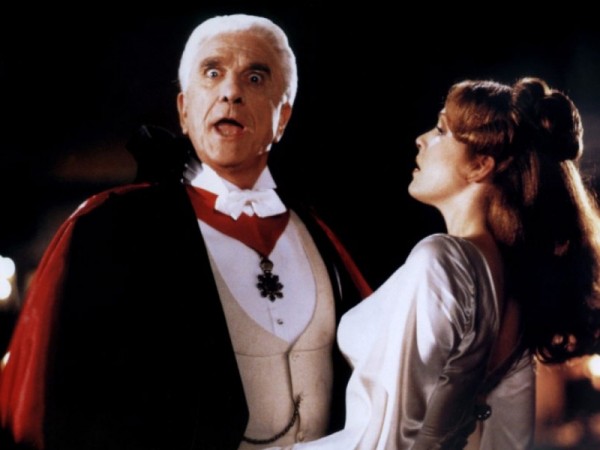 Дракула: Мёртвый и довольный (2)