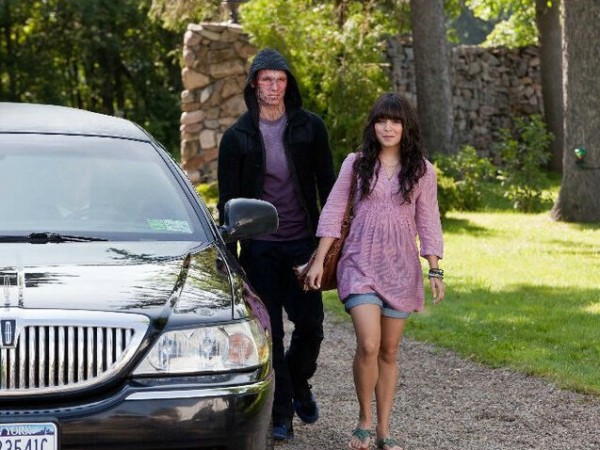 Страшно красив (4)