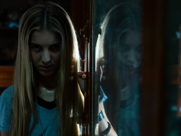 Мама: Гостья из тьмы (4)