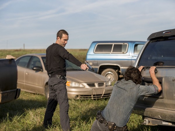 Ходячие мертвецы (4)