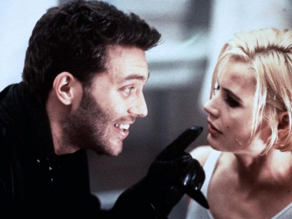 Долгий поцелуй на ночь