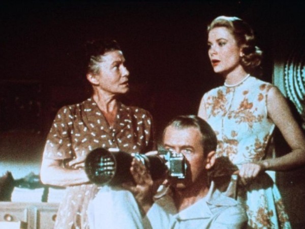 Окно во двор (6)