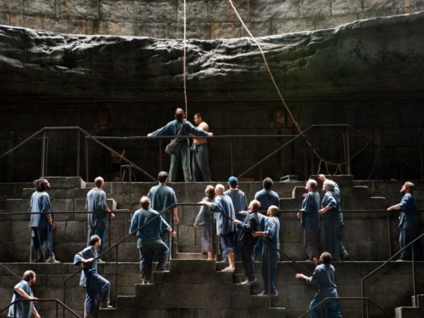 Темный рыцарь: Возрождение легенды (5)