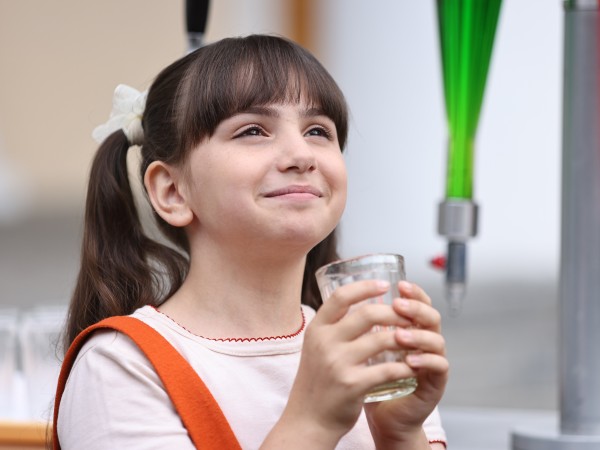 Манюня: Приключения в Москве (2)