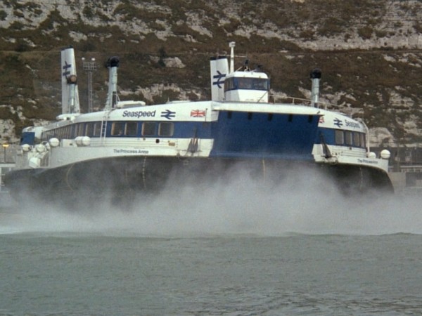 Враг за дверью (3)